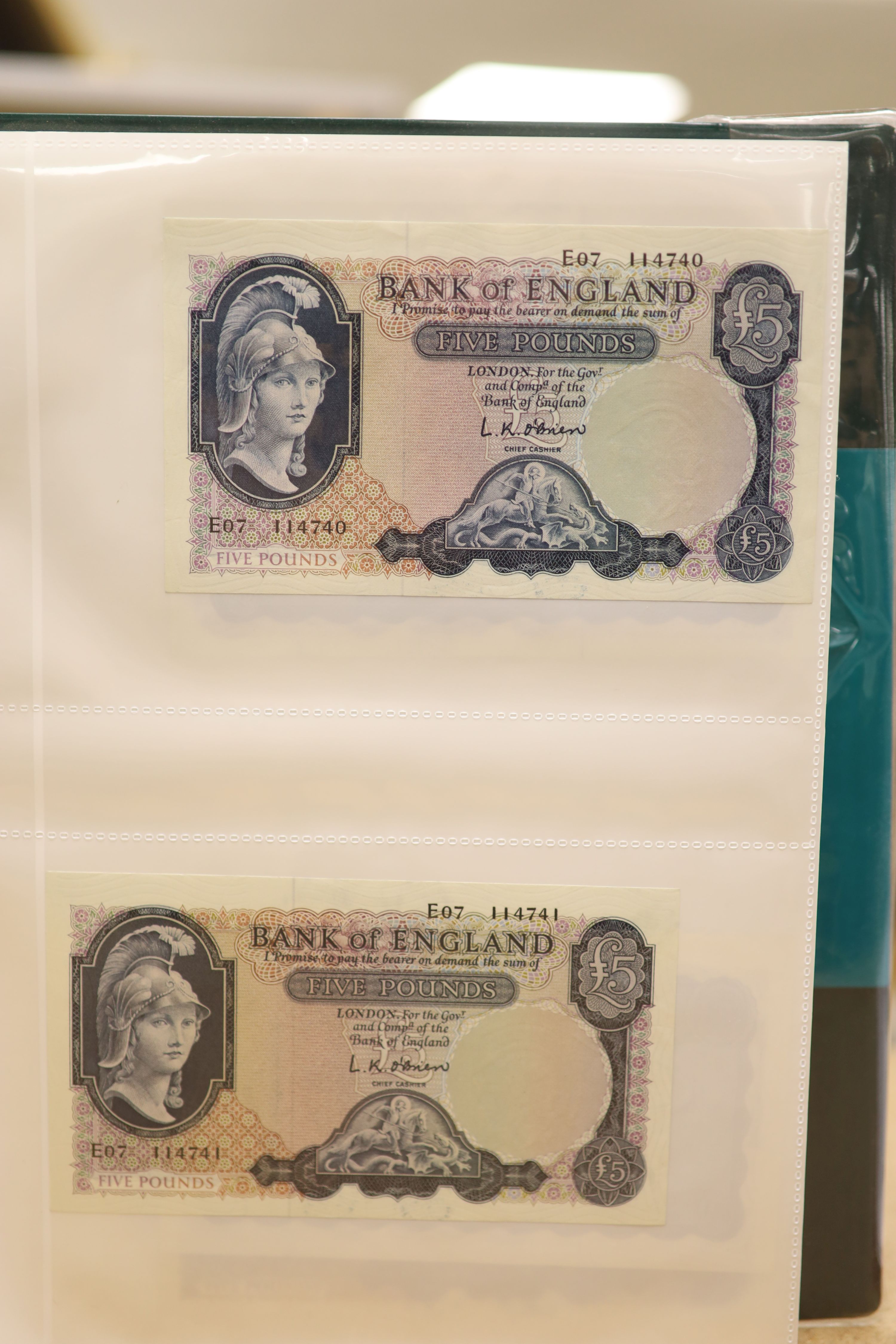 A collection of Bank of England and Scottish banknotes to include: 21 QEII 10 shillings, 14 O'Brien and Beale 10 shillings, 1 Peppiatt 10 shillings, 4 Hallam one pound notes, 18 O'Brien or Beale one pound notes, 8 Peppia